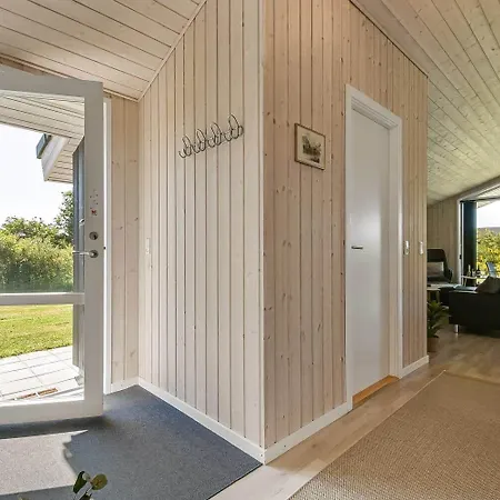 Feriehus C11353-tarm-ronnebaervej-1